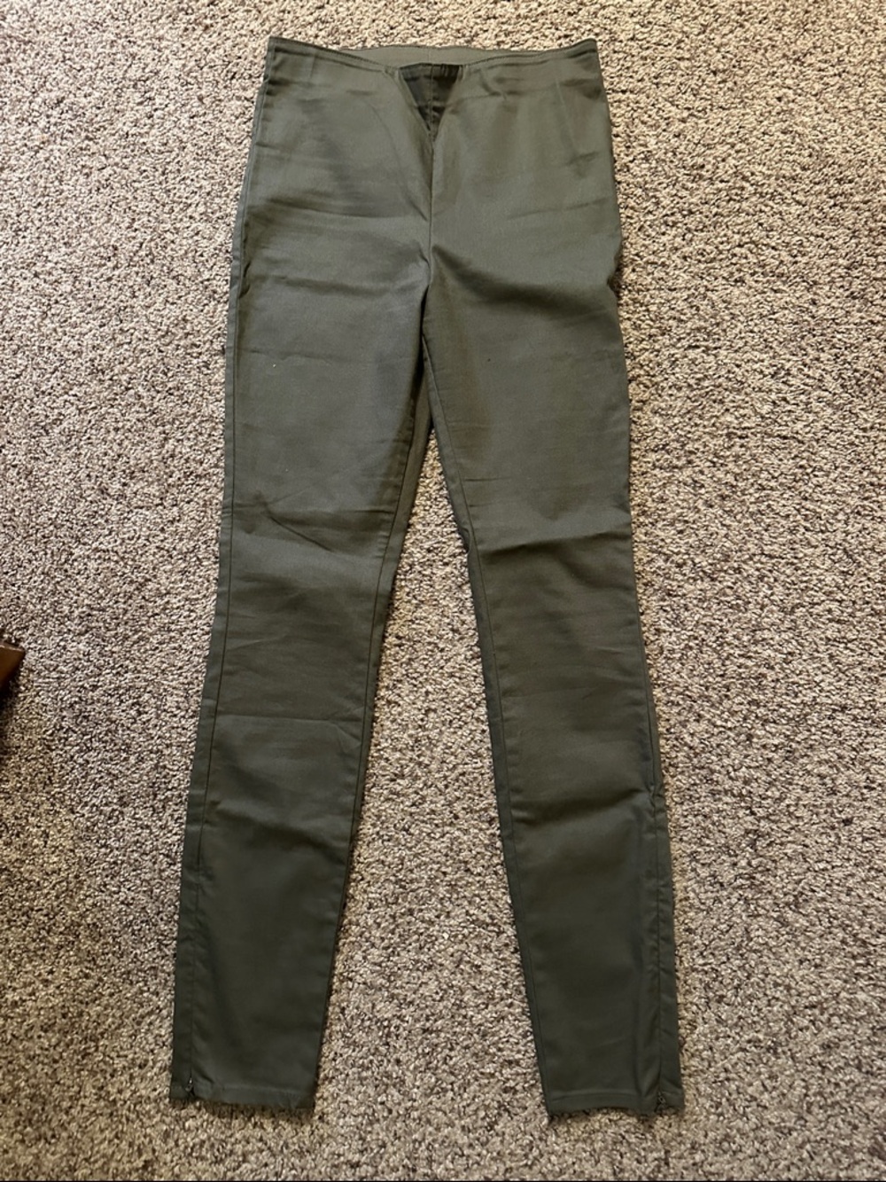 H&M Olive Green Skinny Pants